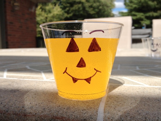 14 Cool Halloween Drink Ideas