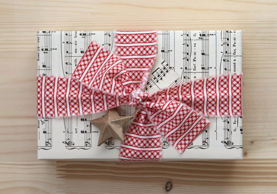 17 Unique Wrapping Paper Ideas - Kids Kubby