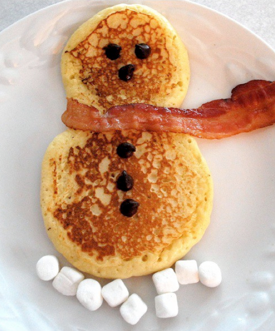 Lots of really cute and easy Christmas breakfast ideas!!