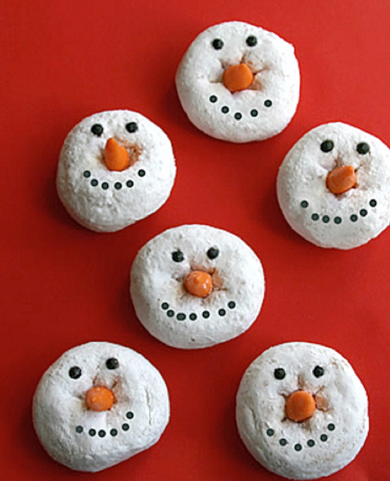 Lots of really cute and easy Christmas breakfast ideas!!