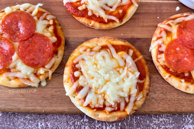 Kid-Made Mini Pizzas with the Black+Decker 5-Minute Pizza Oven