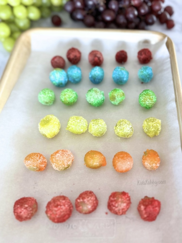 check out this easy recipe for summertime treats for kids. Candy grapes and fun to make and even better to eat. These rainbow candy grapes are made with just 3 simple ingredients. What a fun sweat treat to help cool you down on a hot day. 