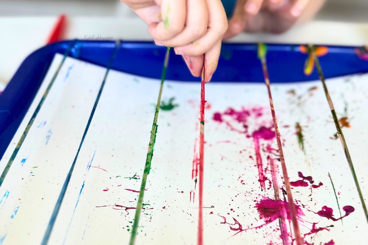 Messy art project for kids using fine motor skills and cheap art supplies you probably already have at home. 