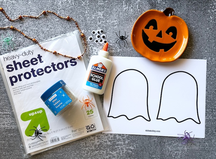 An easy Halloween craft idea for kids using cheap supplies you probably already have at home. Perfect for kids of all ages. 