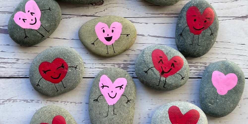 If you're looking for a fun and easy Valentine's Day craft, then look no further. Fingerprint heart rocks are the cutest Valentine's Day craft ever. Using just a few simple supplies your kids can make these adorable friendship rocks for classroom Valentine's, gifts for friends, or just fun yard art.